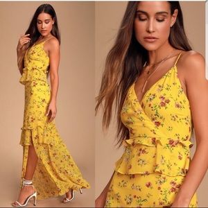 NWT Lulus Large Yellow Floral Maxi Dress